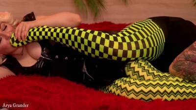 Kinky Lesbians In Pantyhose Footfetish Vibrator Free Porn V - hclips.com