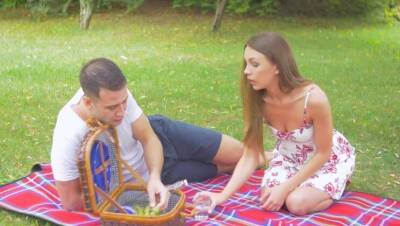 Kai Taylor - Push Me - porntry.com