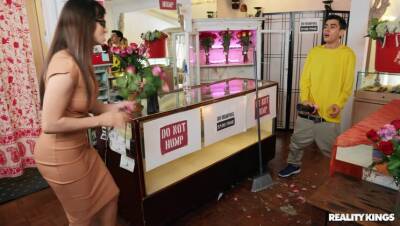 Lexi Luna - Fuck, The Flowers! - xxxfiles.com