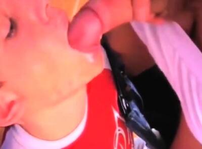 cocks just stepping forward to dump sperm into his mouth - icpvid.com