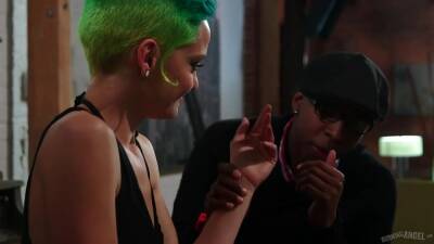 Cassie Ryder In Use Your Fingers - upornia.com