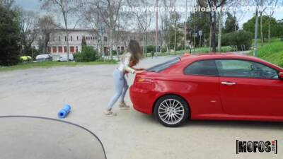 Perfectly Bodied Spanish Chica Rides In Pov - upornia.com - Spain