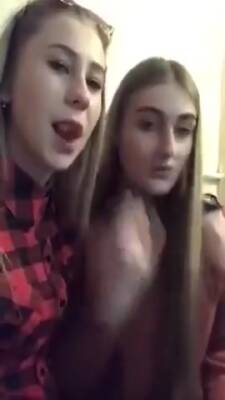 Short Clips Of Some Hot Periscope - hclips.com