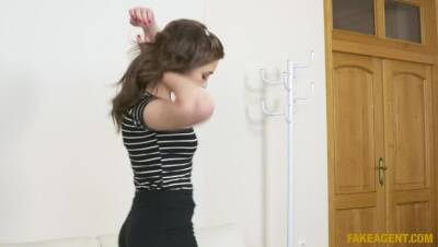 Flexible brunette in red panties - porntry.com