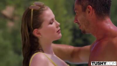 Angelina Robihood - Is It Hot Out Here, Or Is It Just Angelina? - upornia.com