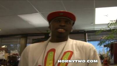 Sex Starved Cougar Chasing A Massive Cock To Bang Her - upornia.com