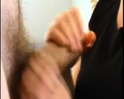 CFNM handjob sperma - nvdvid.com