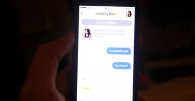 Lusty ladyboy Phone gets love stick instead of dildo - nvdvid.com