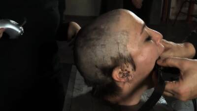 Fascinating chick is using her milk jugs - icpvid.com