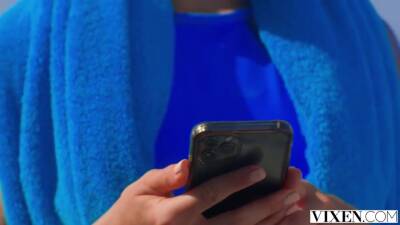 A Club Vxn Vacation 3 - upornia.com