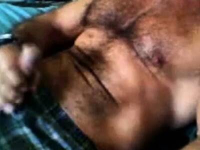Moustache dady jerking off (no cum) - nvdvid.com