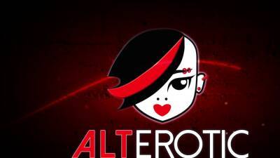 Misha Montana gets ready for her next tattoo - nvdvid.com