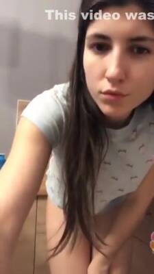 Teasing Her Petite Ass - hclips.com