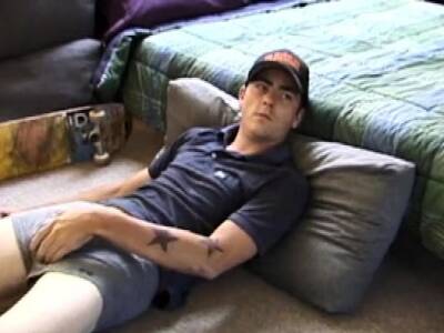 Dan Beating His Meat - icpvid.com