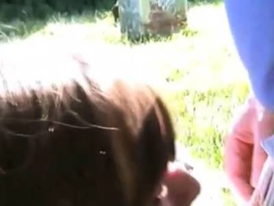 Ung mamma som suger mig offentligt - icpvid.com