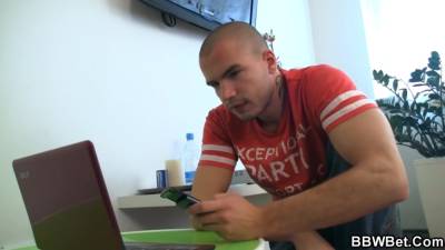 Fat Hooker Works Hard - upornia.com