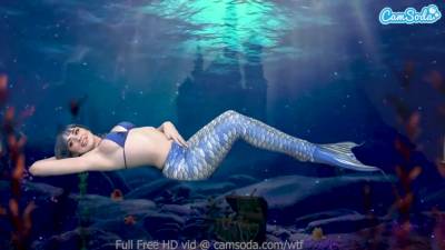 Mermaid Masturbates Till She Gets Even More Wet - hclips.com