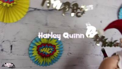 Harley Quinn Birthday Clown TEASER OmankoVivi Creampie Panty Stuffing Clown - veryfreeporn.com