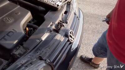 The Wifes Car Is Ruined And The Car Mechanic Boy Is Very Fucking Her-anna Valentine - hclips.com