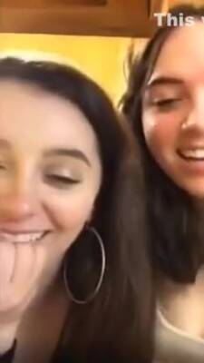 Kissing Each Others Tits - hclips.com