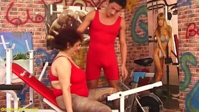 grandma fucked by fitness coach - txxx.com