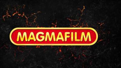 Nasty grannies licking their twats - nvdvid.com