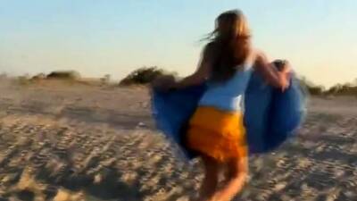 Una Giornata Al Mare - icpvid.com