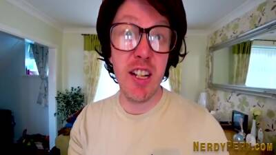 Valentina Bianco - Yorkshire Geek Jizzes Italian Babes Mouth With Valentina Bianco - upornia.com - Italy