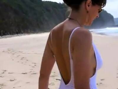 A Sexy MILF - icpvid.com