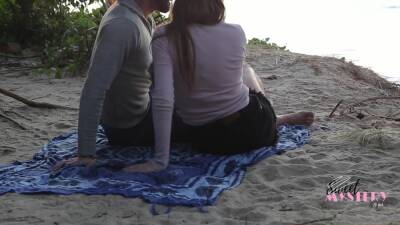 I Couldnt Resist The Beach Weather And Asked To Sit On The Dick. Day 2 - upornia.com