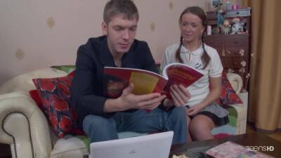 Giggly Minx - upornia.com