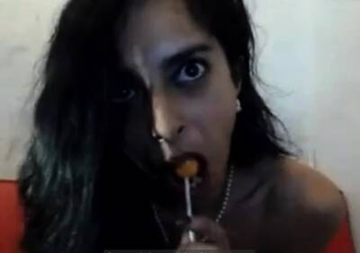 sexy slim girl play with her pussy - icpvid.com