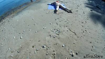 saw a sunbathing stranger and fucked her - veryfreeporn.com - Russia