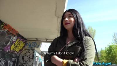 Max Dior - Amilia Onyx - Cash tempts busty American to fuck - veryfreeporn.com - Usa