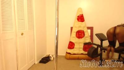 Nikki At Her Best - hclips.com
