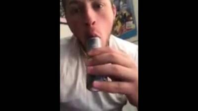 Straight lad wanting to suck cock - nvdvid.com