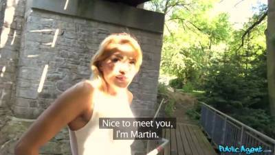 Outdoor POV anal creampie - porntry.com