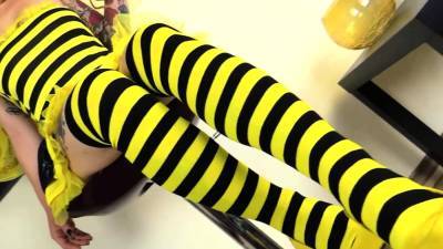 Sexy footfetish bee striped stockings - nvdvid.com