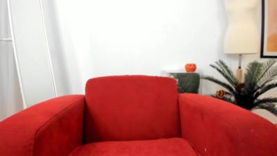 Stripping her clothes and twerking her big ass - txxx.com