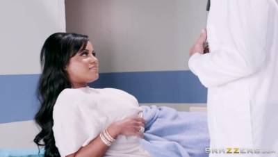 Johnny Sins - Mary Jean - Triage These Tits - porntry.com