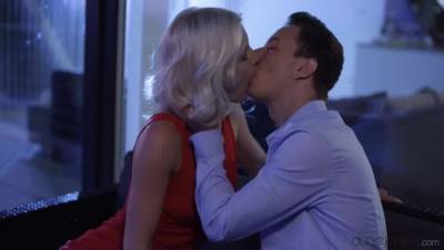 Zazie Skymm - Petite blonde enjoys intimate date - veryfreeporn.com - Hungary