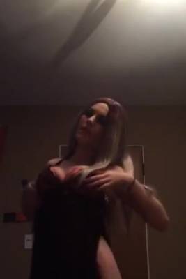 Teen With A Bomb Body Teases - hclips.com