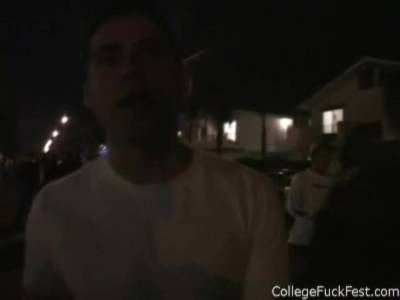 Amateur teen lesbians pussy fingering - txxx.com