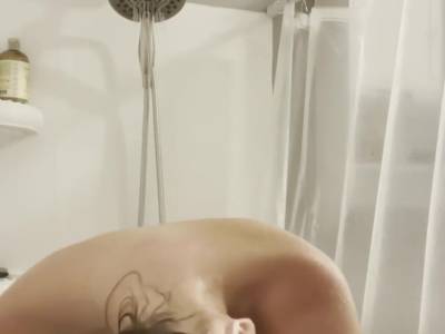 Shower Playtime - hclips.com