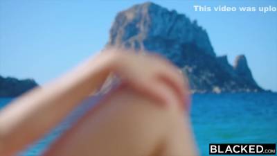 Blonde Babe Freyas Scenic Outdoor Bbc Ride - upornia.com