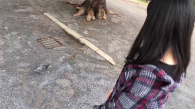 彼氏と抱き合う２１歳女子大生フェラして色白爆乳揺らしてカップルsex - upornia.com - Japan