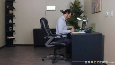 Molly Stewart - Jayden Cole - Gingervitis - veryfreeporn.com