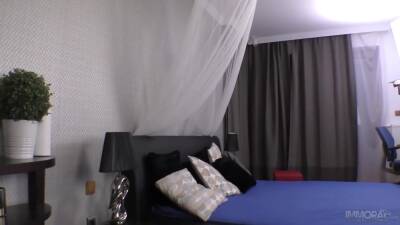 Chloe Lamour - Chloe - Ho Ho Ho! Elf Bangs Mega Busty Big Clit Very Merry Christmas W With Chloe Lamour - upornia.com