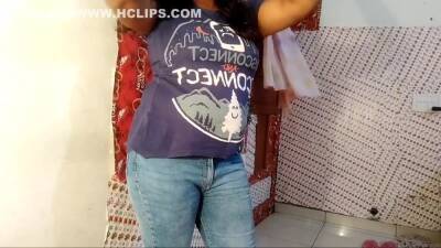 Cute Look Indian Bhabi Showing Her Wet Pussy And Boobs - hclips.com - India