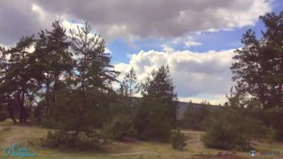 Pleeeeease Cum In My Pantyhose While Walking - upornia.com